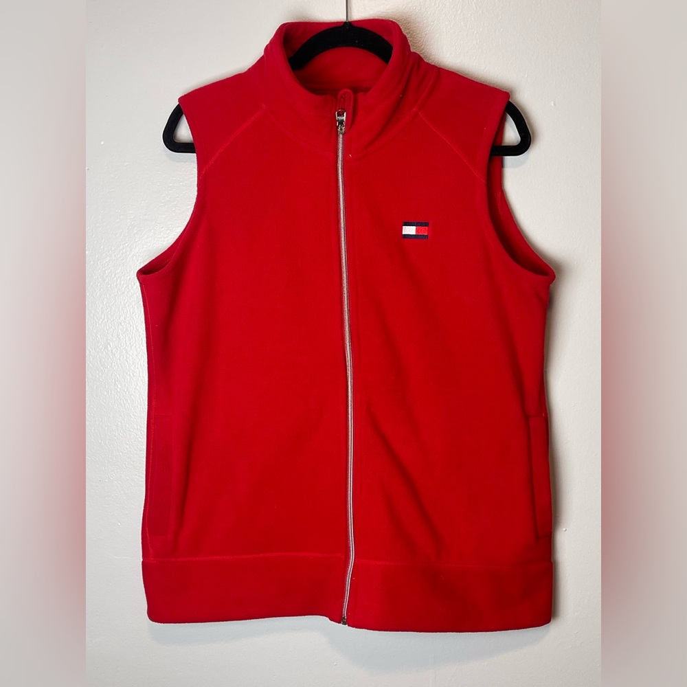 Tommy Hilfiger Women’s Red Vest - L/G